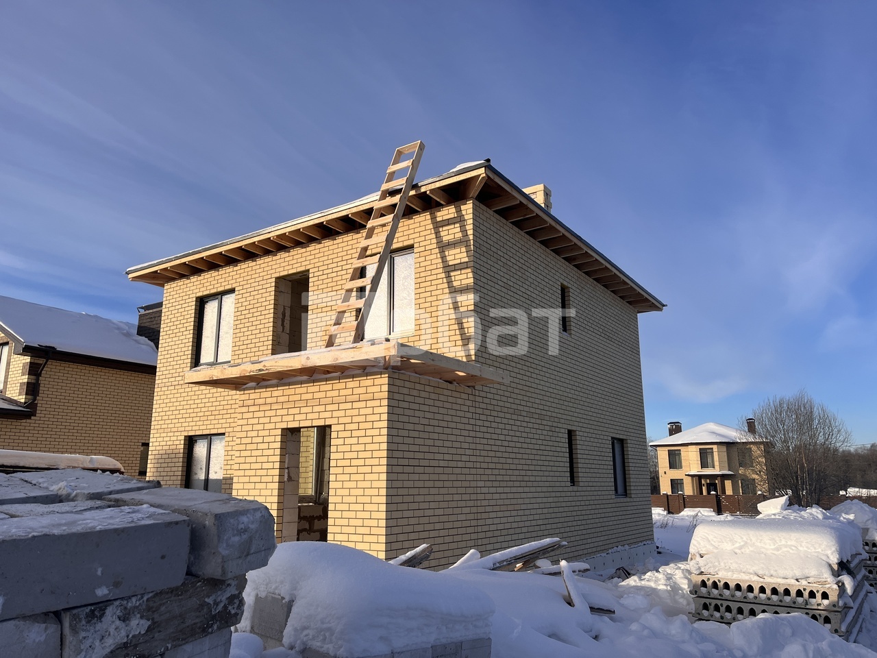 Продается 2эт дом. 