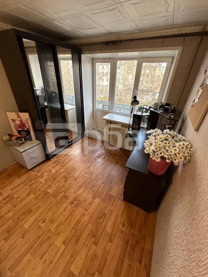 1-к. квартира, 32 м², 4/5 эт.
