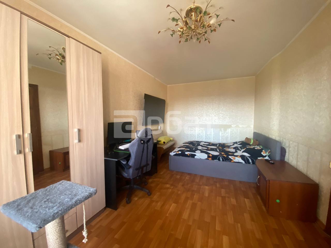 1-к. квартира, 33,3 м², 8/10 эт.
