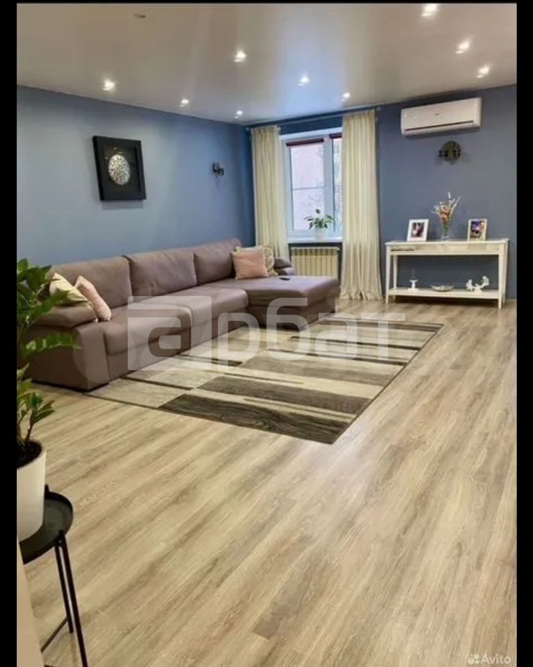 4шка на Никитской