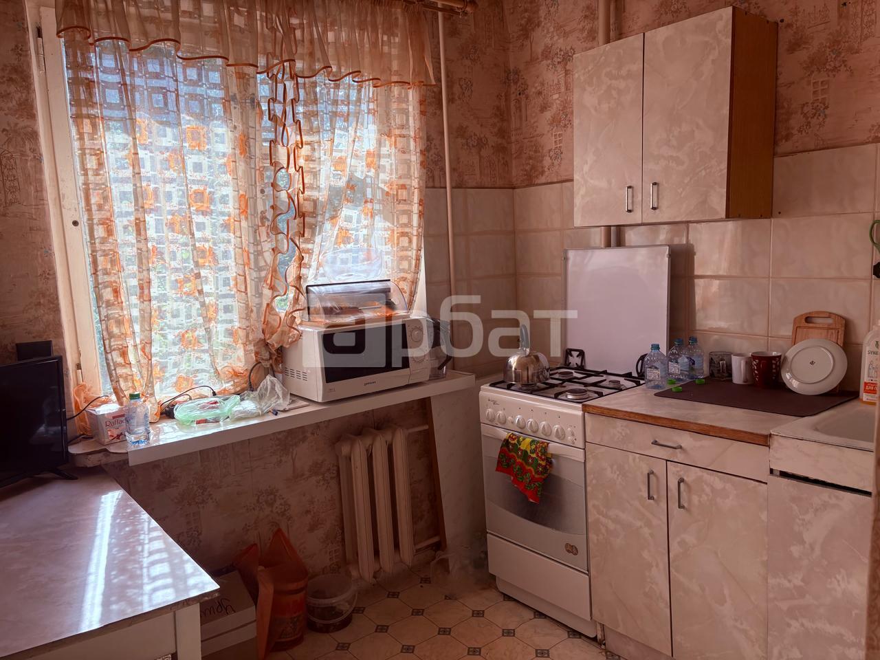 2-к. квартира, 46 м², 2/5 эт.