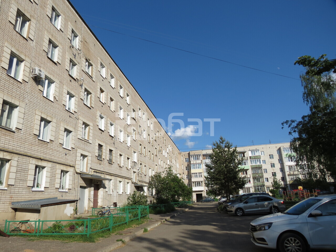 3 комн. кв. 58 кв.м. Стопани