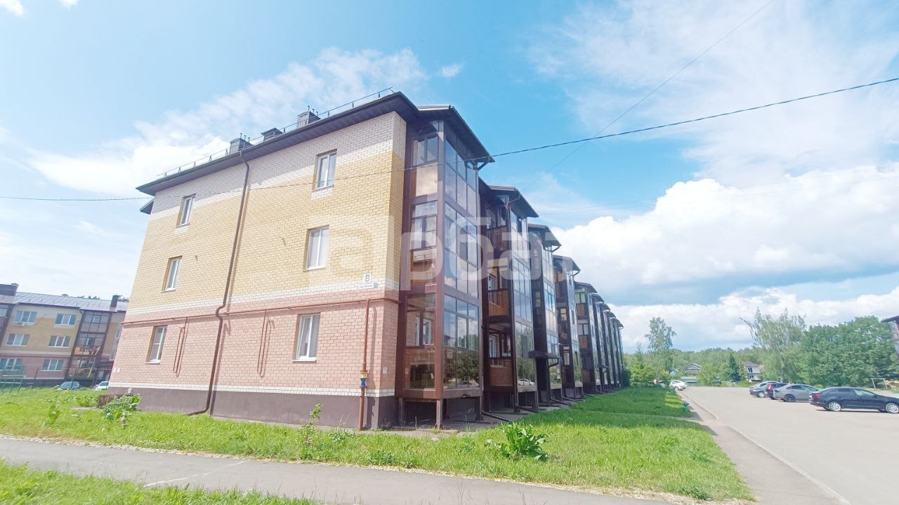 2-к. квартира, 50 м², 2/3 эт.