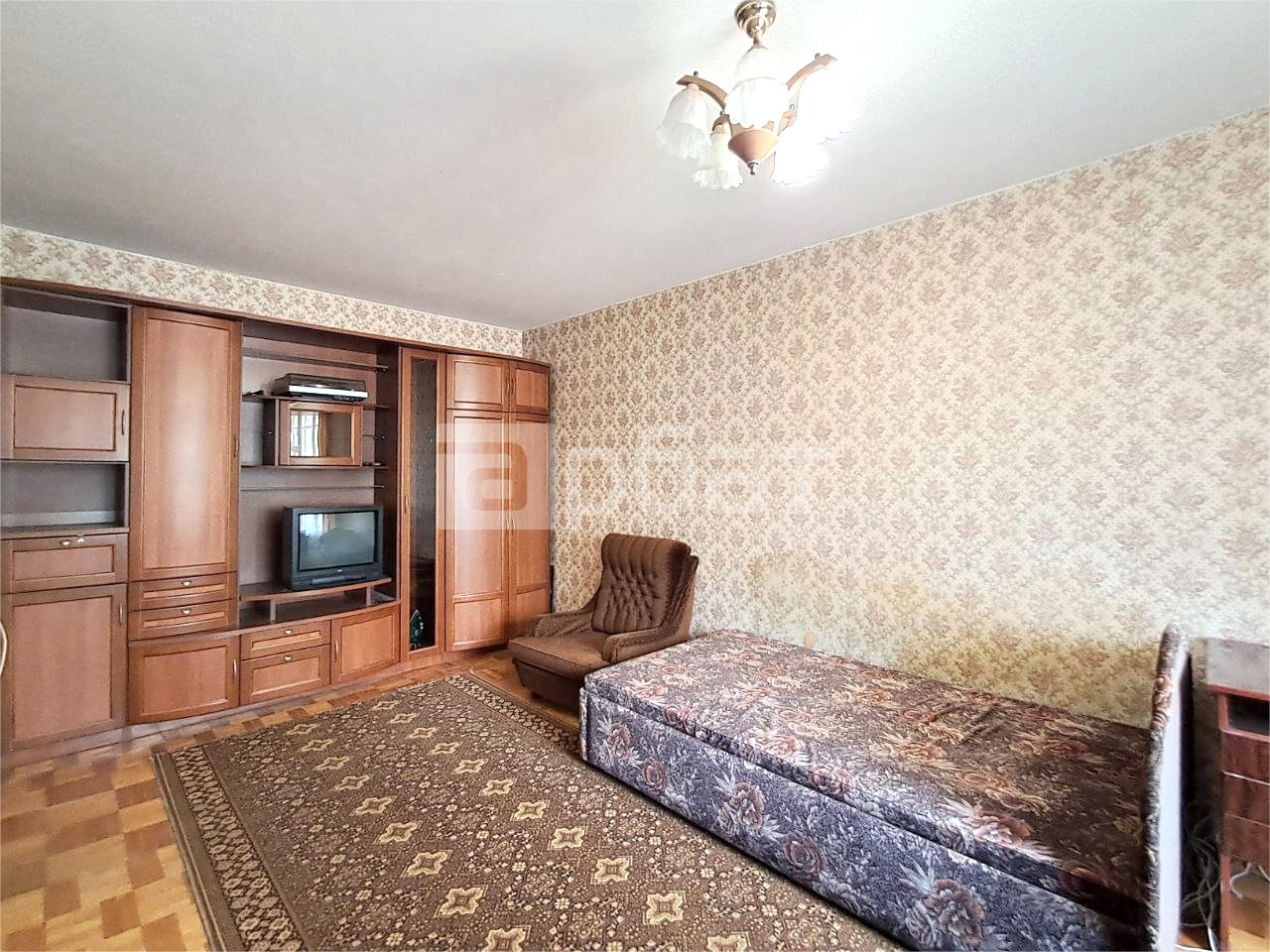 1 ком.кв. ул.Индустриальная д 19