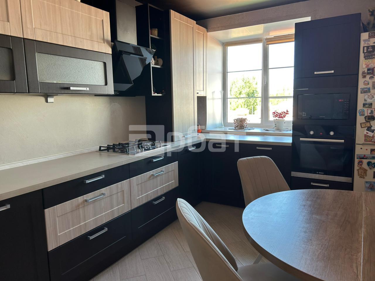3-к. квартира, 76,3 м², 3/3 эт.