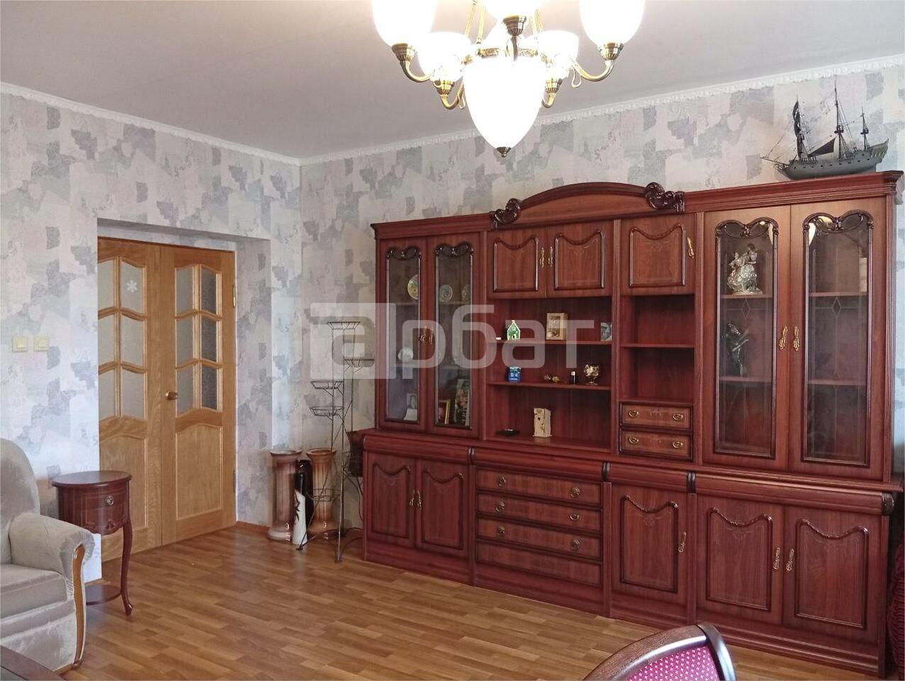 3-к. квартира, 112 м², 3/4 эт