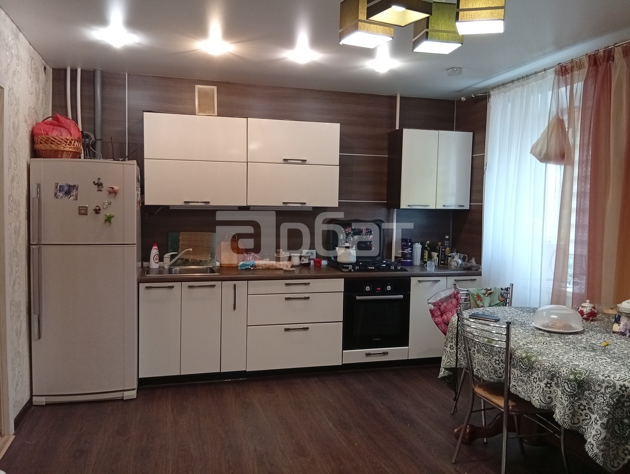 2-к. квартира, 59,7 м², 2/5 эт.