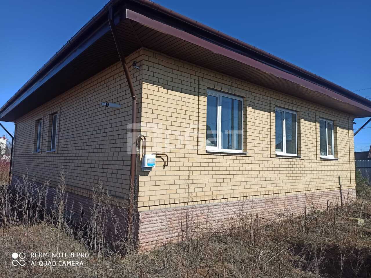 Коттедж 210 м² на участке 8 сот.