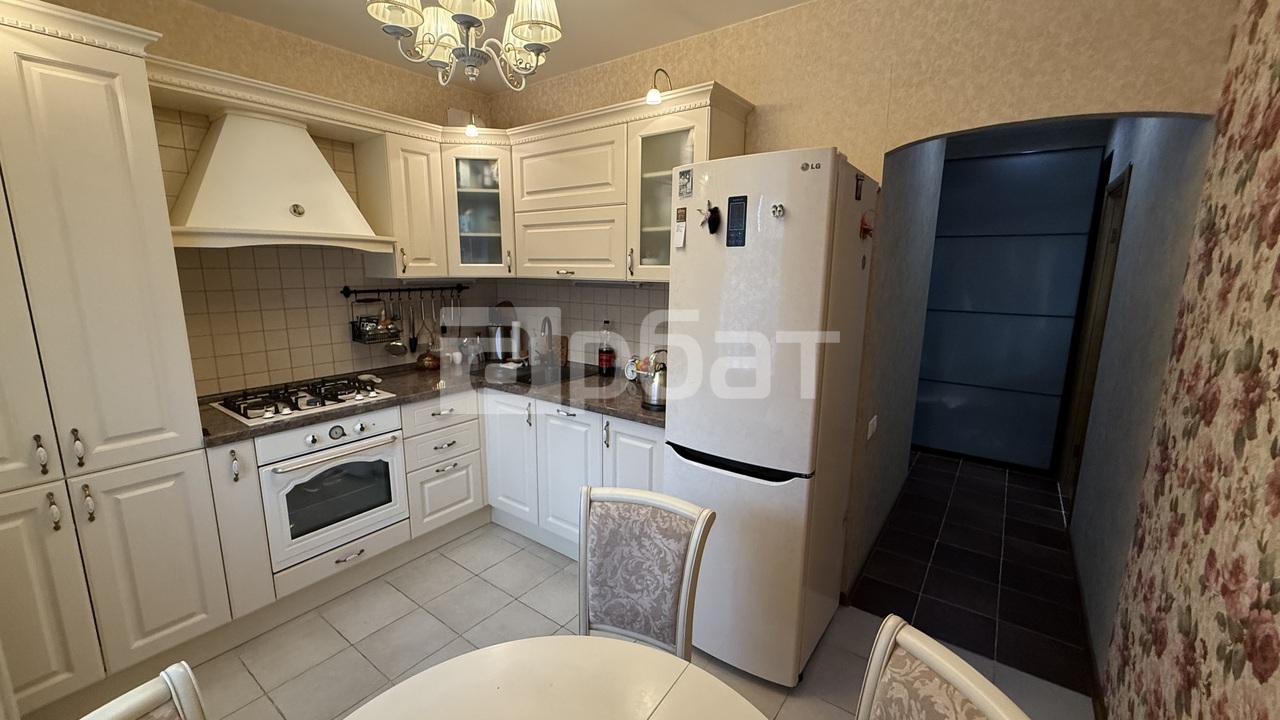 1-к. квартира, 38,8 м², 1/3 эт.