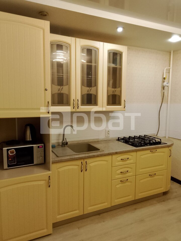 2-к. квартира, 53 м², 8/12 эт.