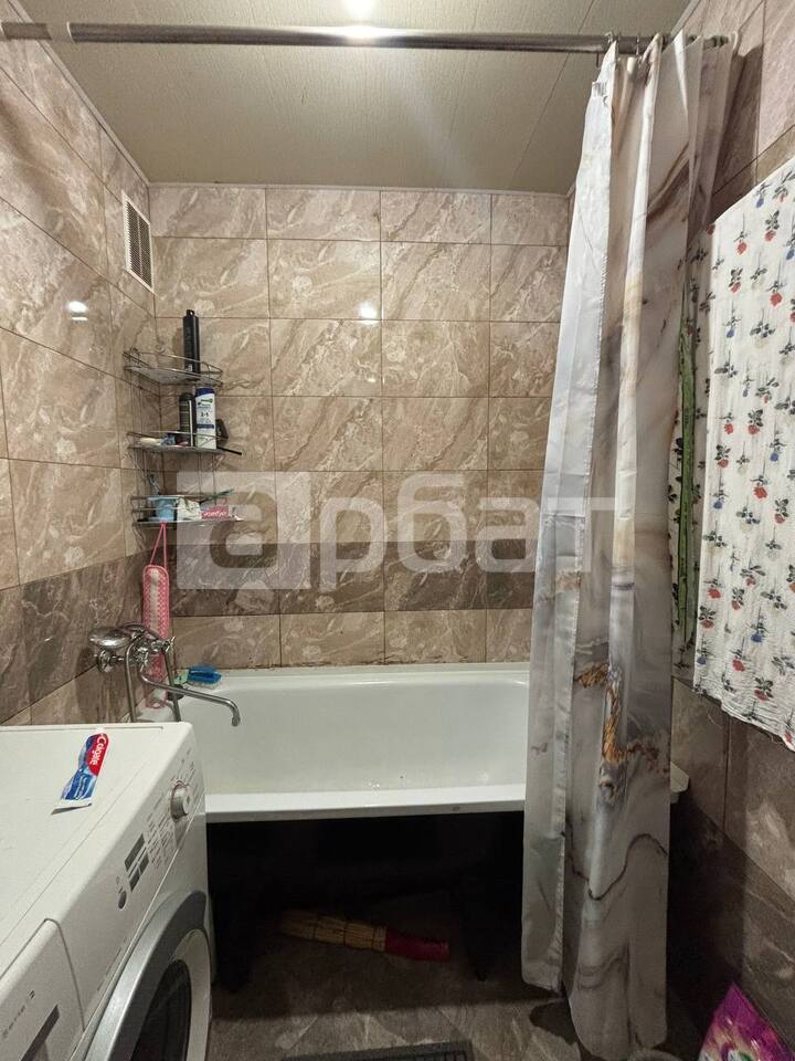 3-к. квартира, 63 м², 2/5 эт.