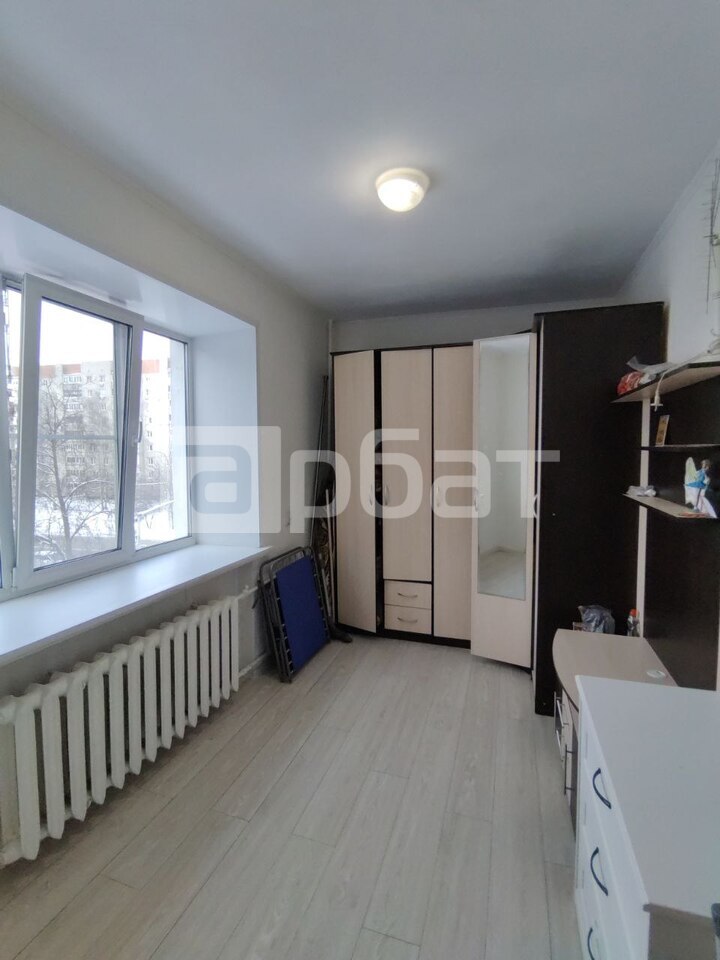 3-к. квартира, 41 м², 4/4 эт.