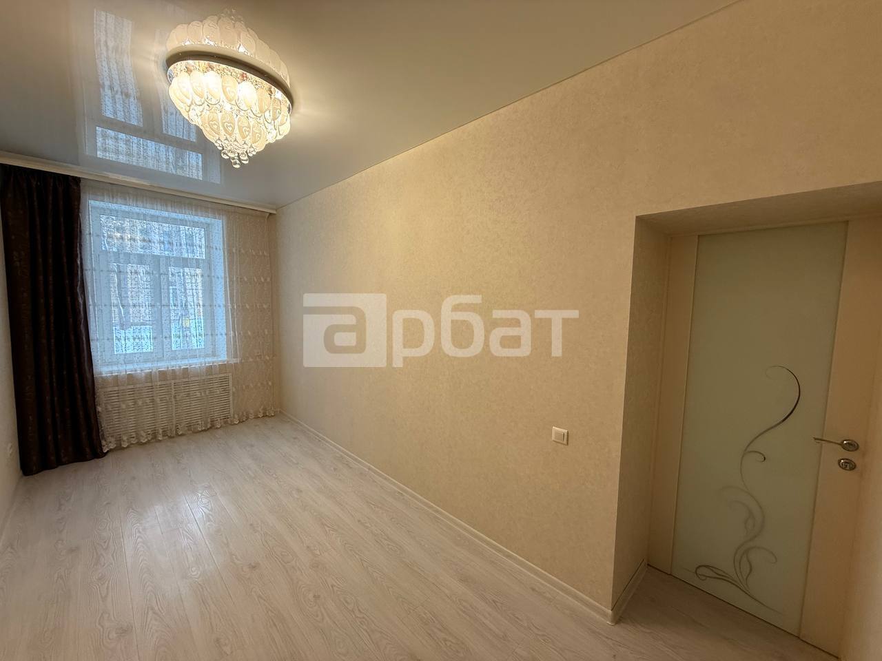 3-к. квартира, 72 м², 1/2 эт.