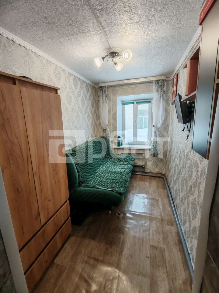 не дорого комната в кирпичном дом