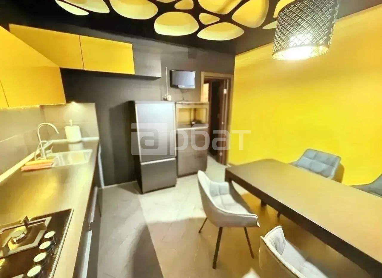 1-к. квартира, 42 м², 3/9 эт.