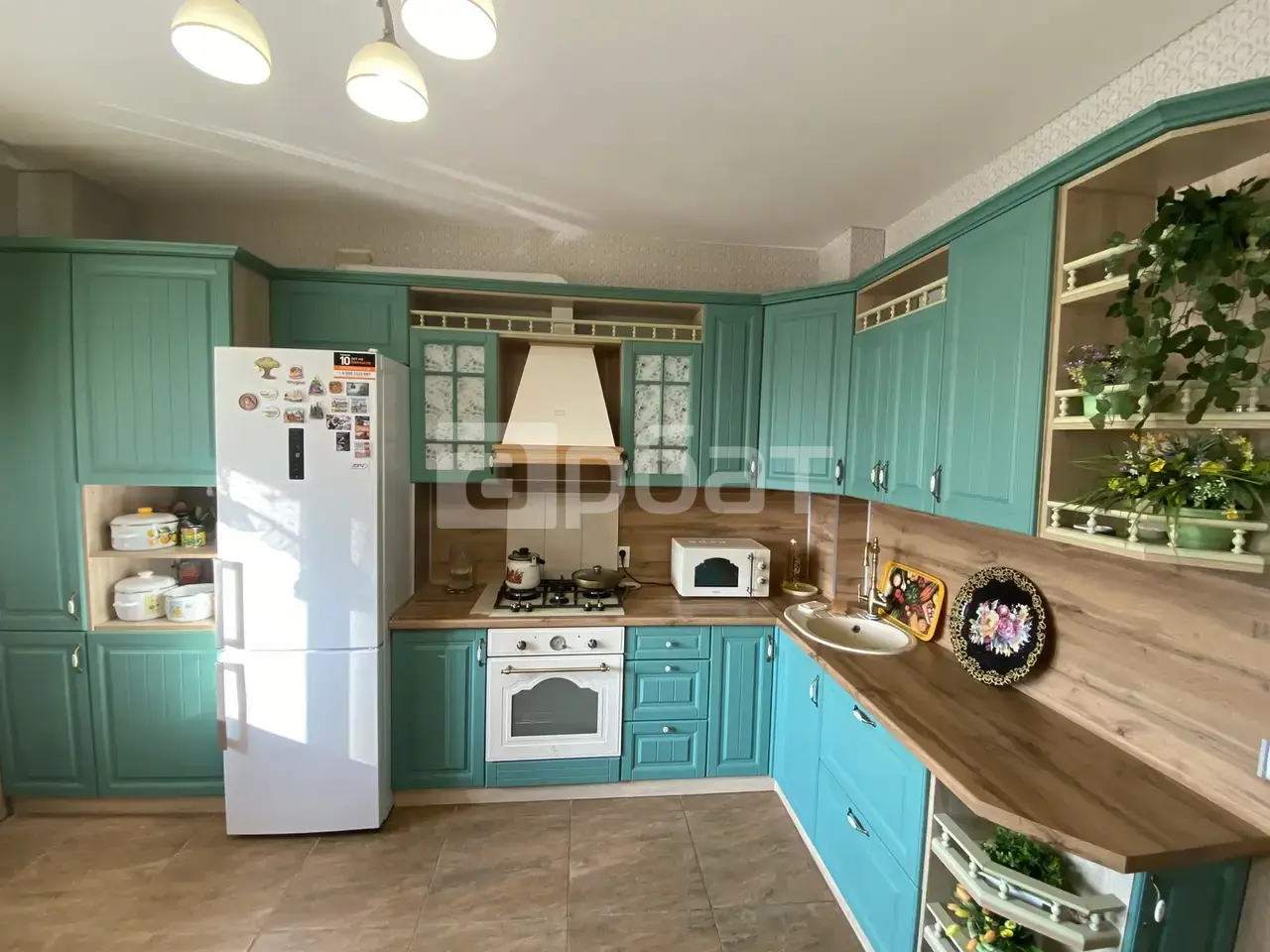 3-к. квартира, 81,6 м², 3/9 эт.