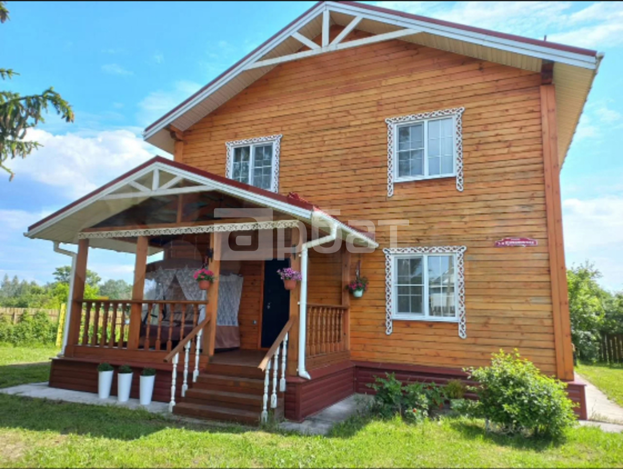 Дом 225 м² на участке 10 сот.