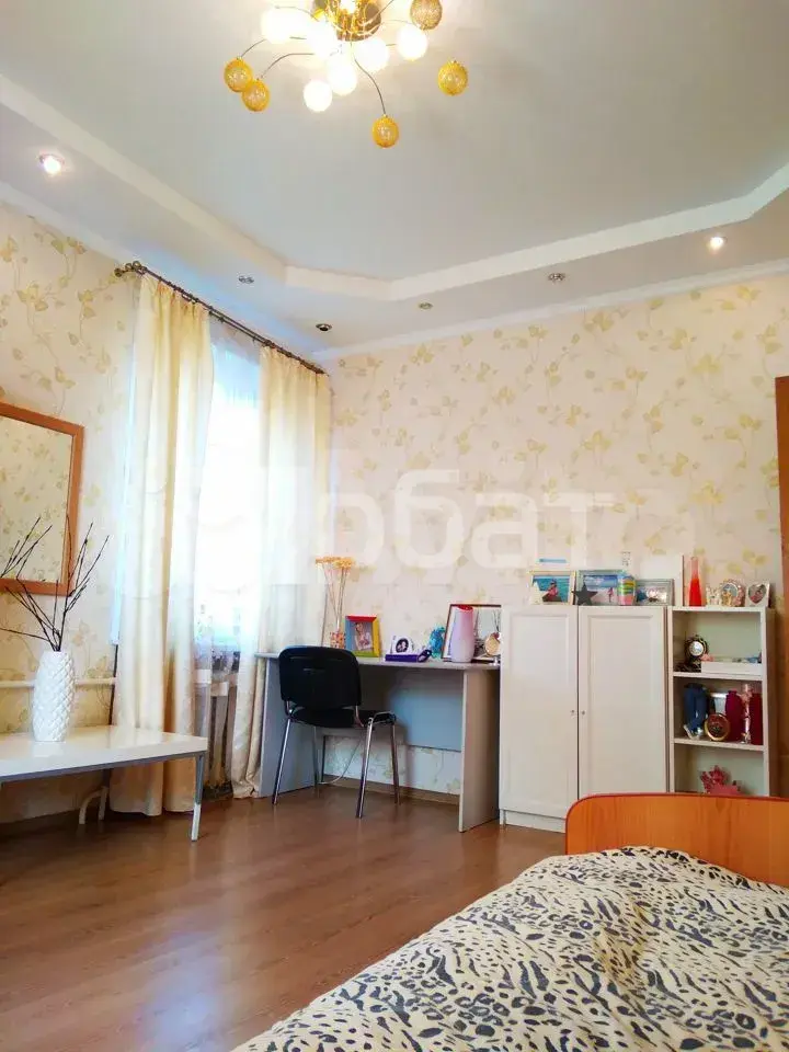 3-к. квартира, 80 м², 5/6 эт.
