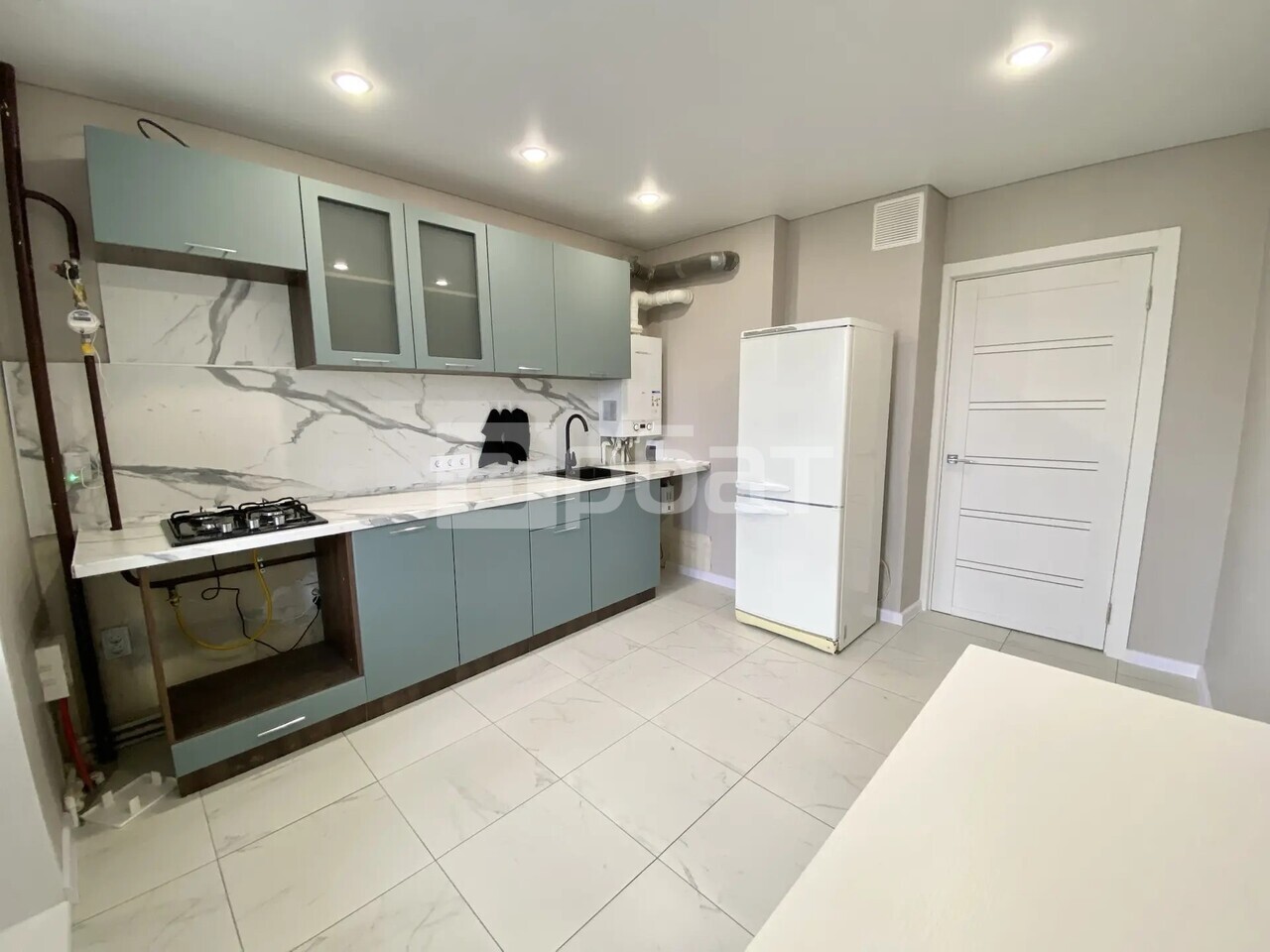 2-к. квартира, 58 м², 6/9 эт.