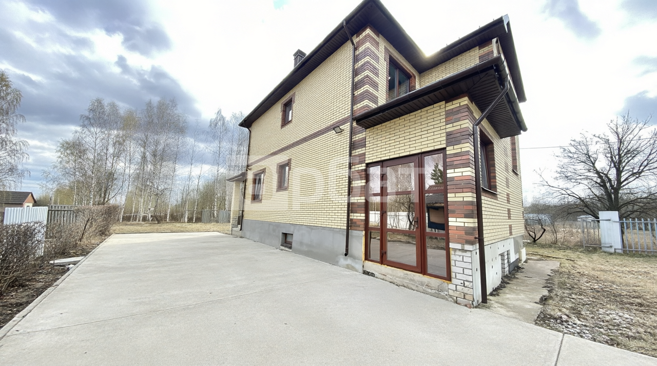 Дом 165 м² с потолками 4 м,Крутик