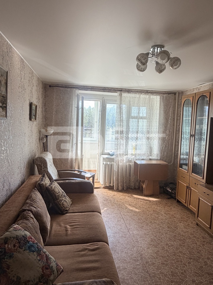 2-к. квартира, 55 м², 1/5 эт.