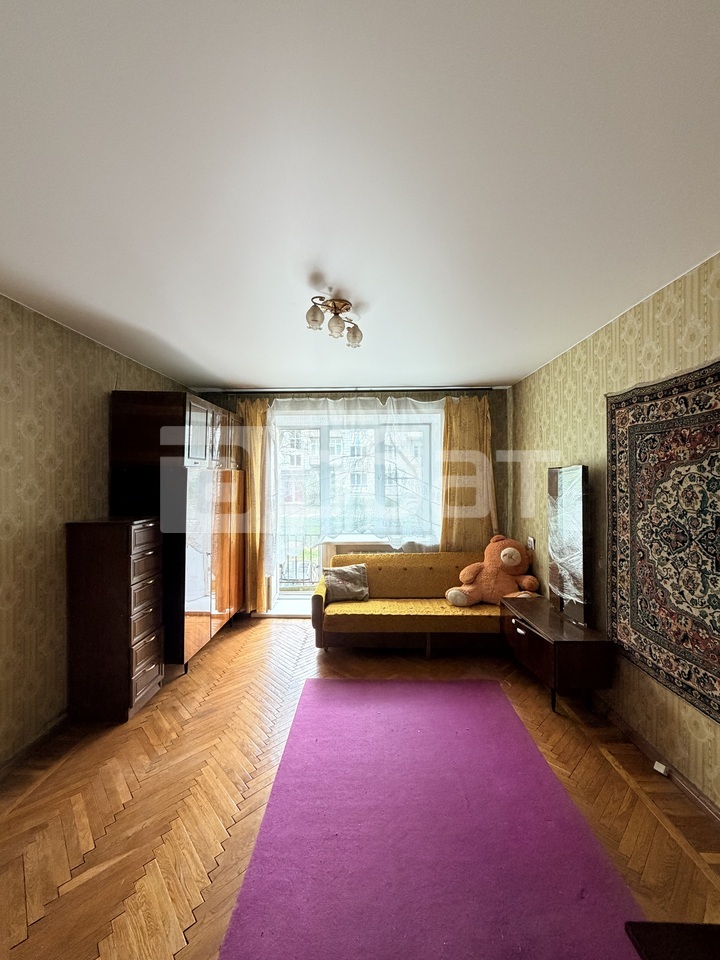 2-к. квартира, 61 м², 2/5 эт.
