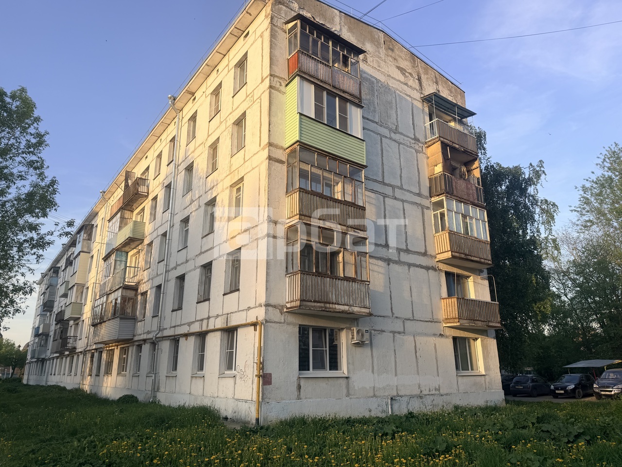 2-к. квартира, 52 м², 2/5 эт.