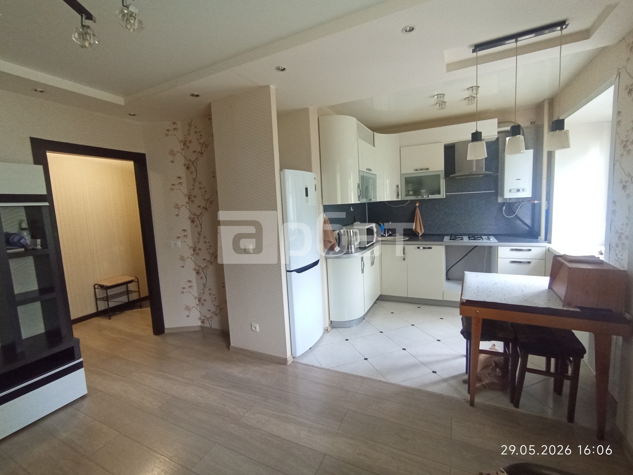 2-к. квартира, 45 м², 2/5 эт.