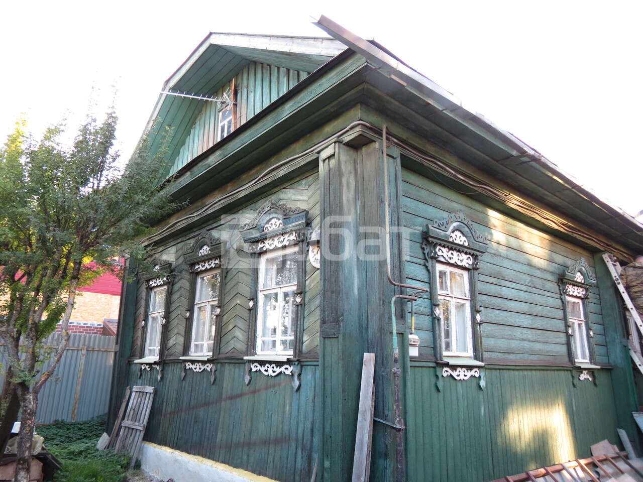 дом, земля 8.23 соток, центр Кост