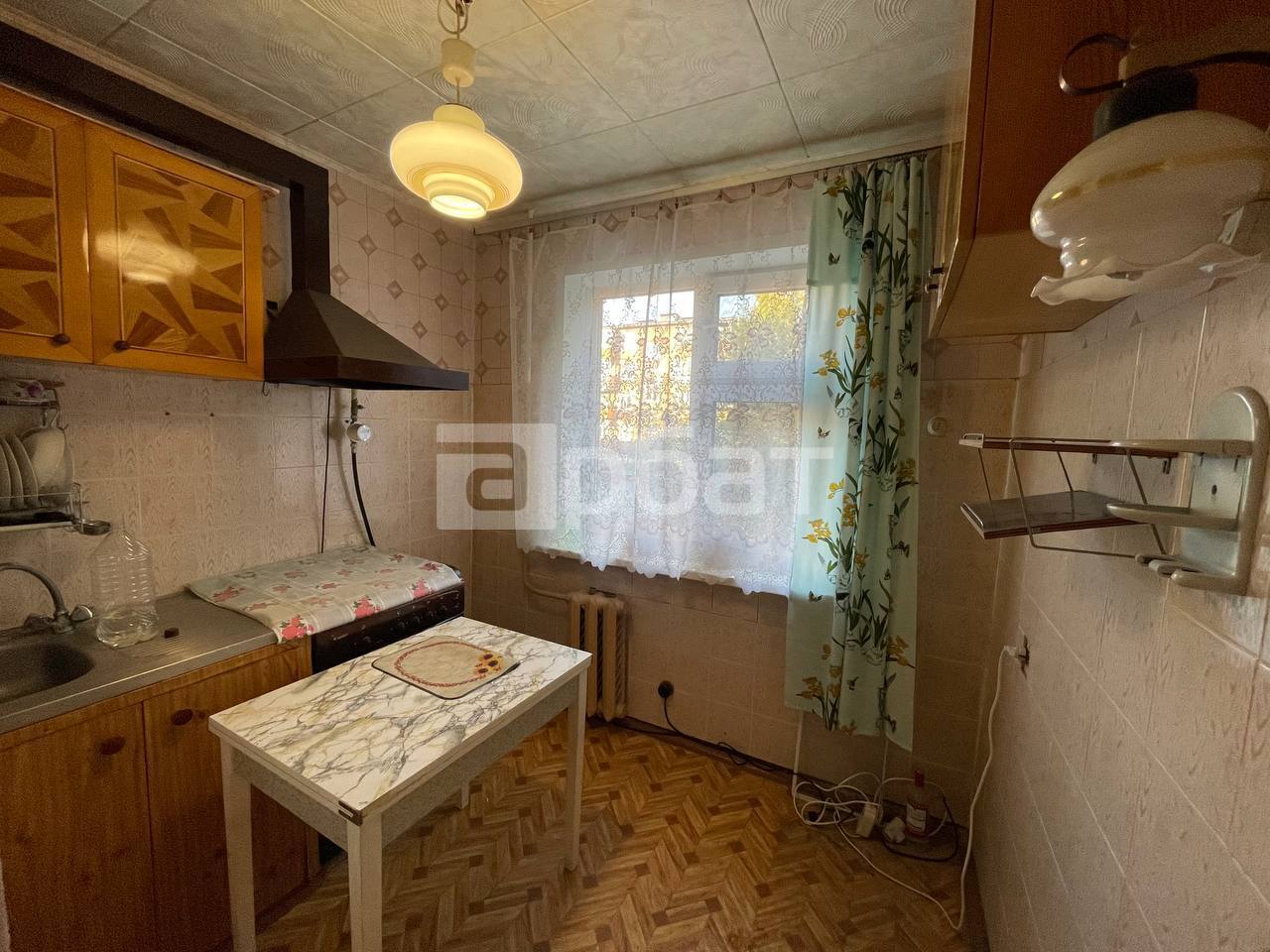2-к. квартира, 42 м², 2/5 эт.