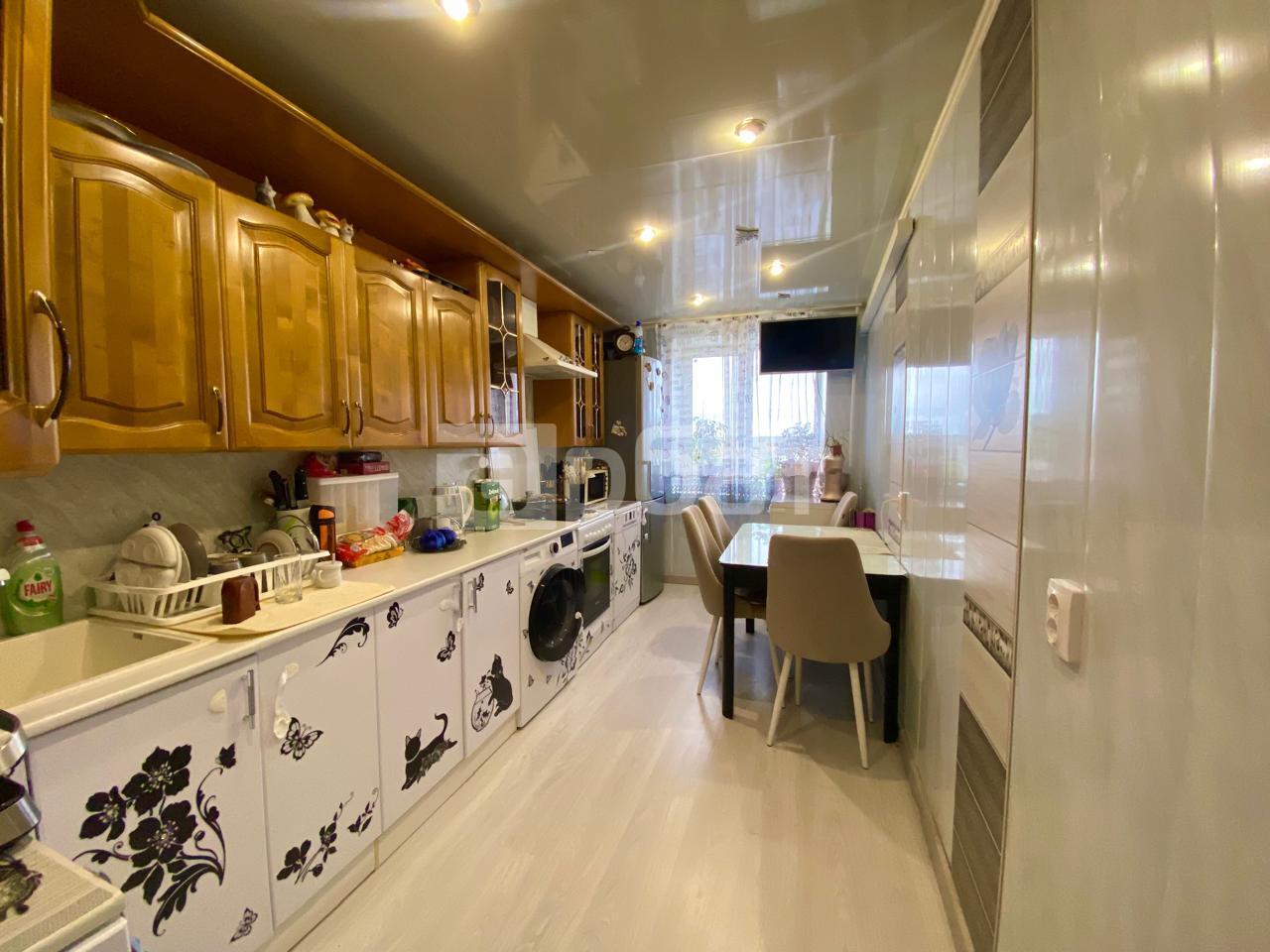 2-к кв. 63.8 кв.м. 7\10 эт.