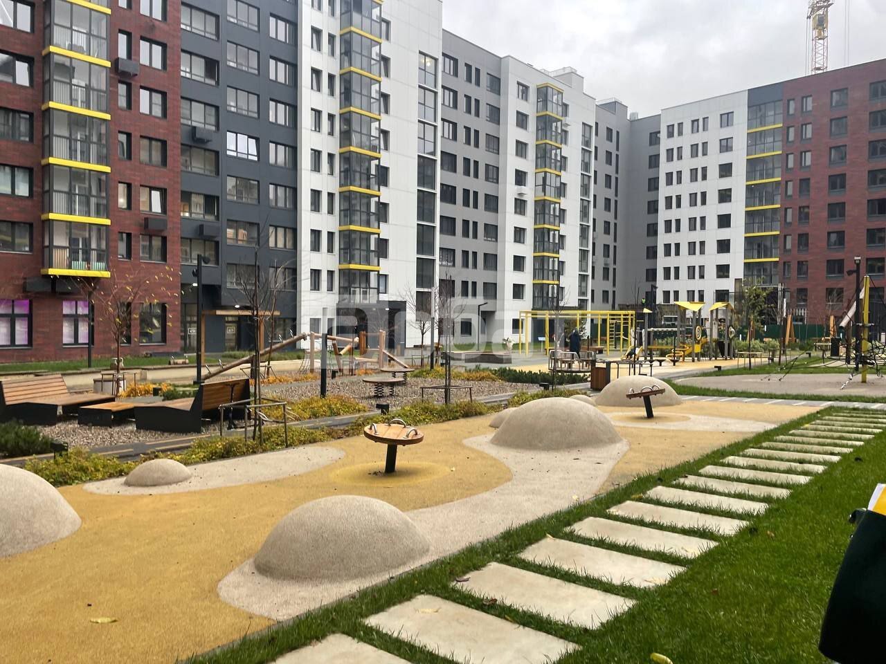 студия 29.7 , 2/18 эт.