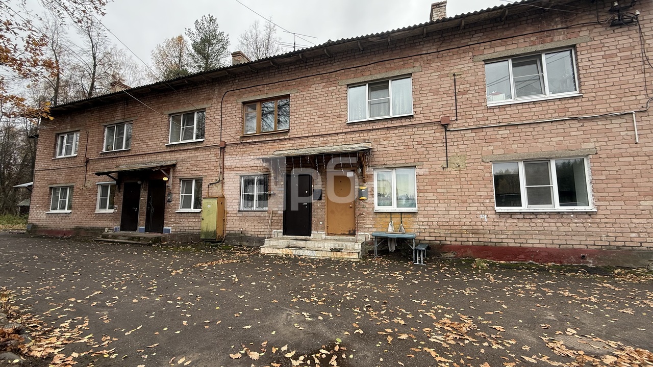 Квартира , 2 эт , 61м 2, 3 комн. 