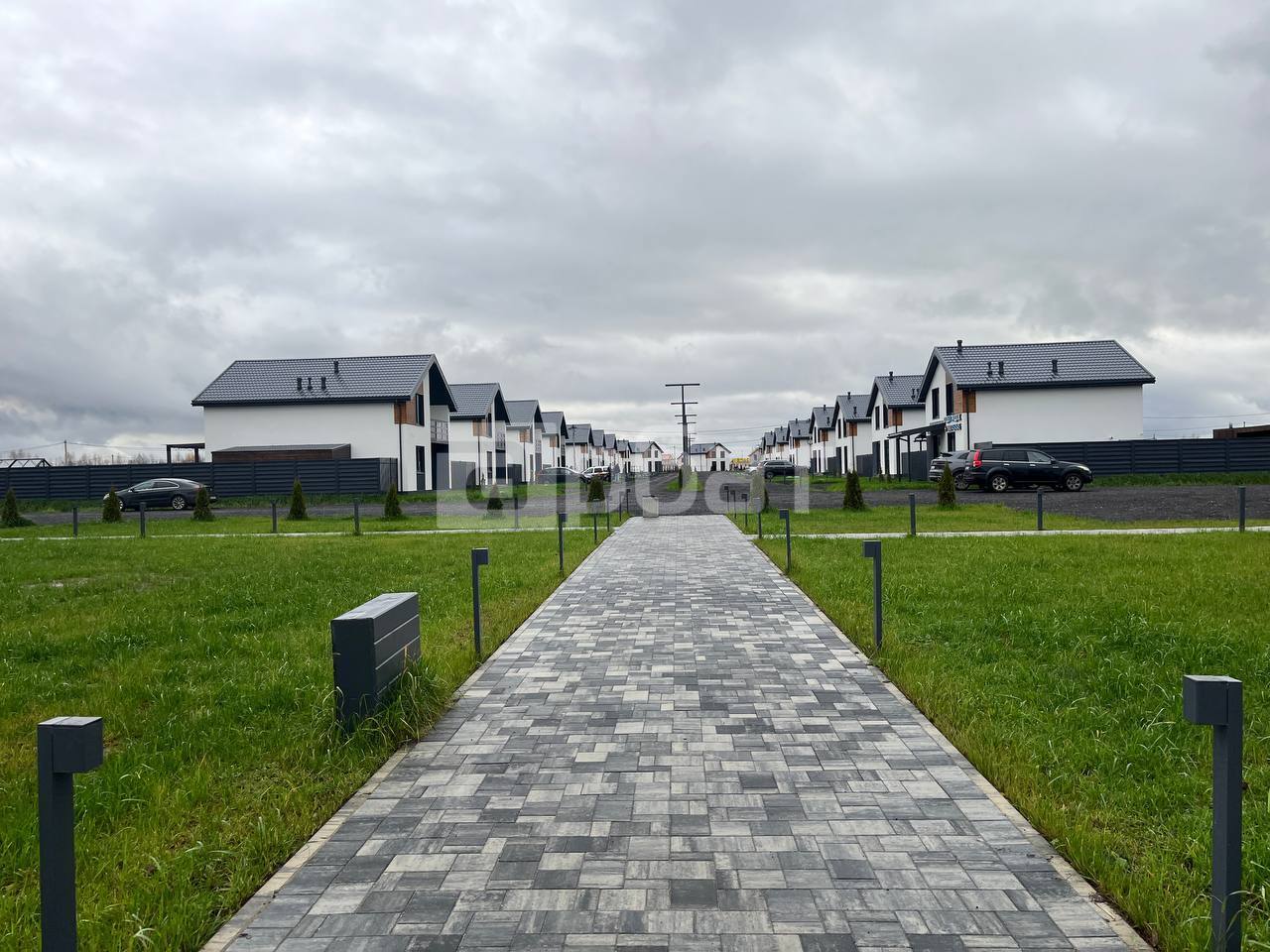 ДОМ 141 м.кв на участке 6 соток