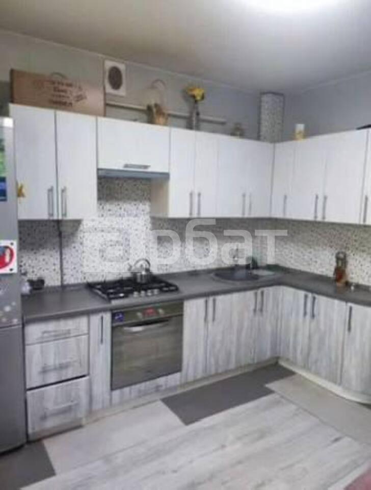 2-к. квартира, 74,6 м², 2/5 эт.