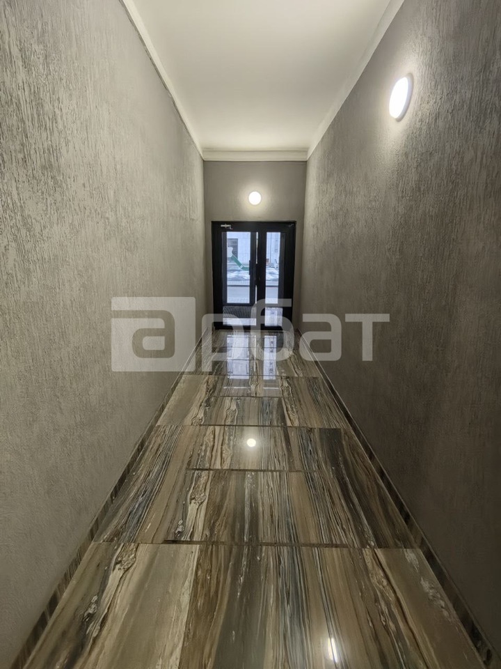 2-к. квартира, 90 м², 6/7 эт.