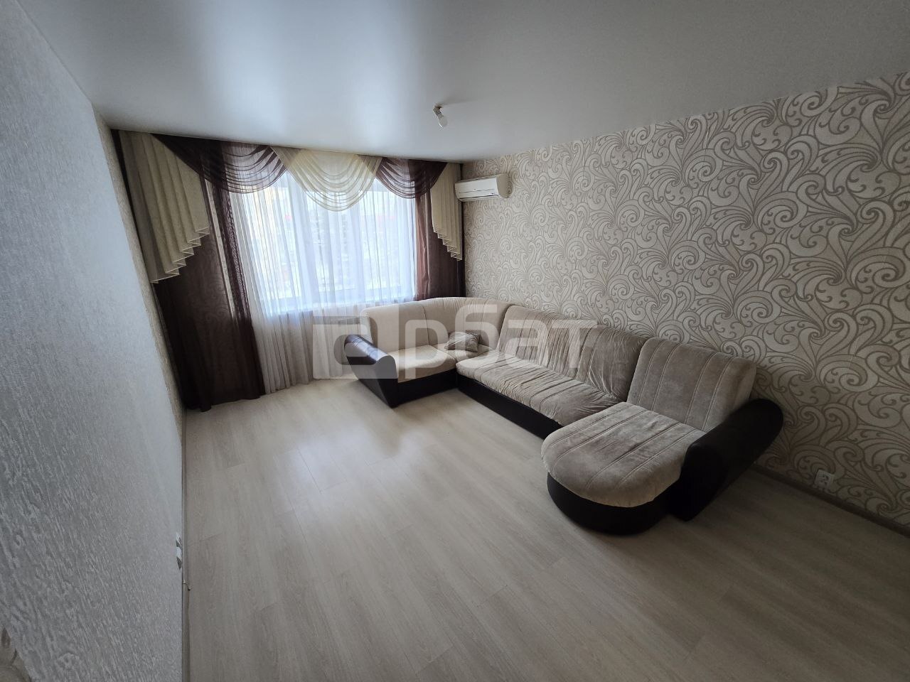 Продается трехкомнатная квартира!