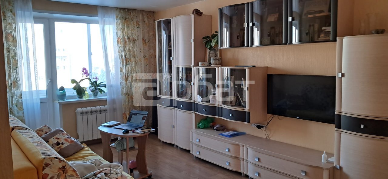 Продается трехкомнатная квартира!