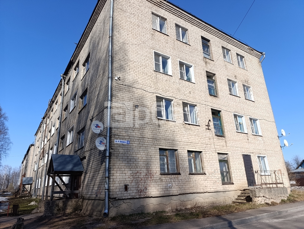 1-к. кв. 33,3 м 2, 1/4 эт.