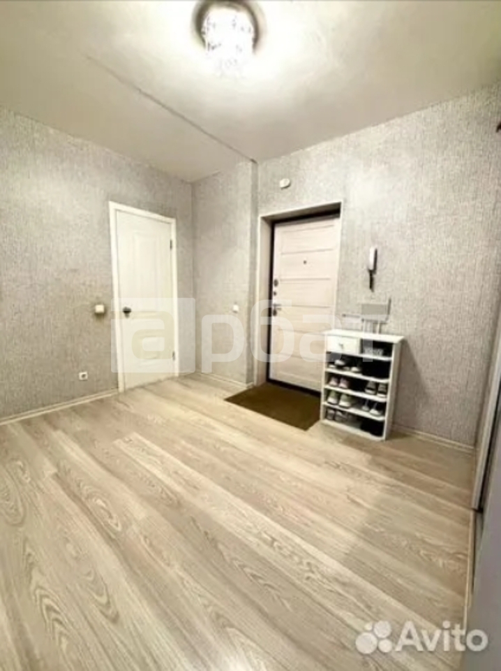 3-к. квартира, 88 м², 3/3 эт.