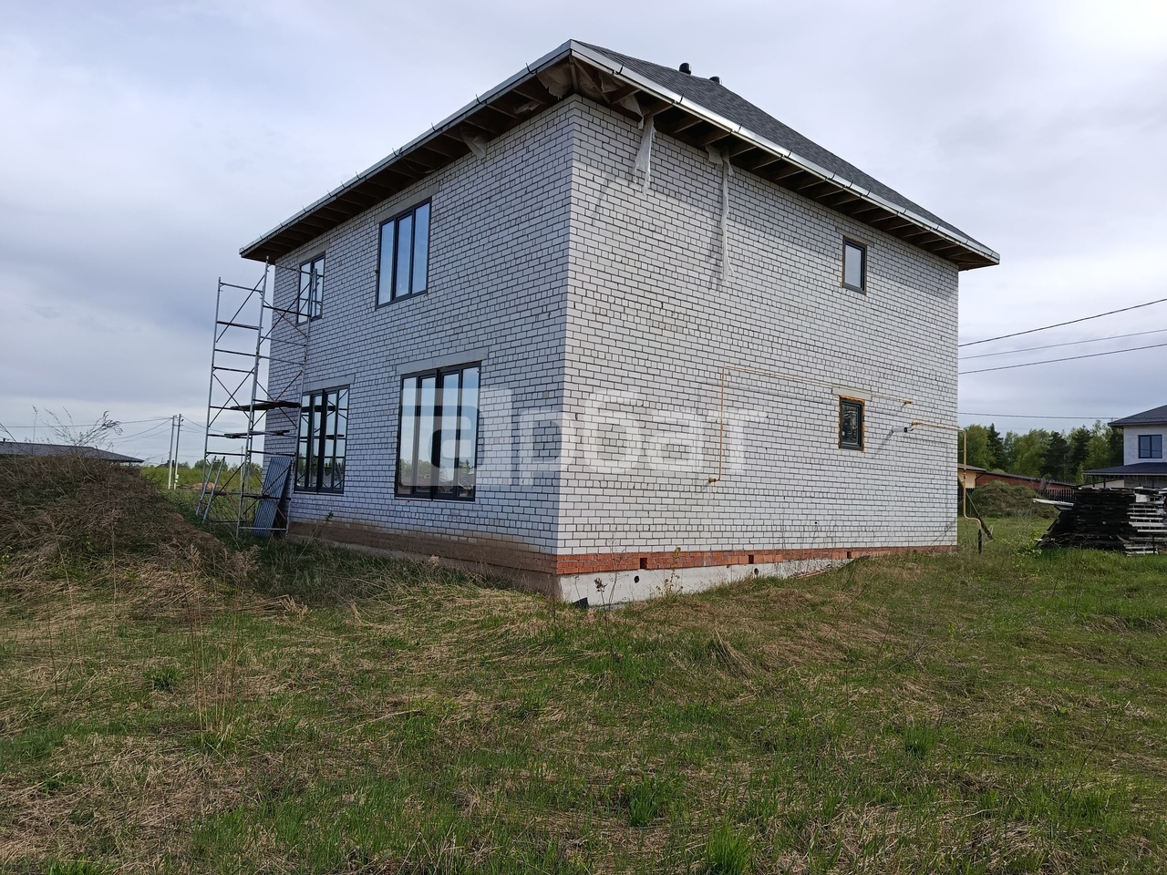 продам дом.коттежд.