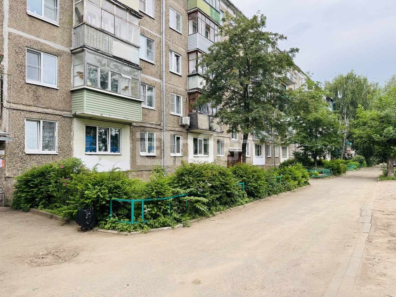 2-ка на ул.Борьбы 46,6 кв.