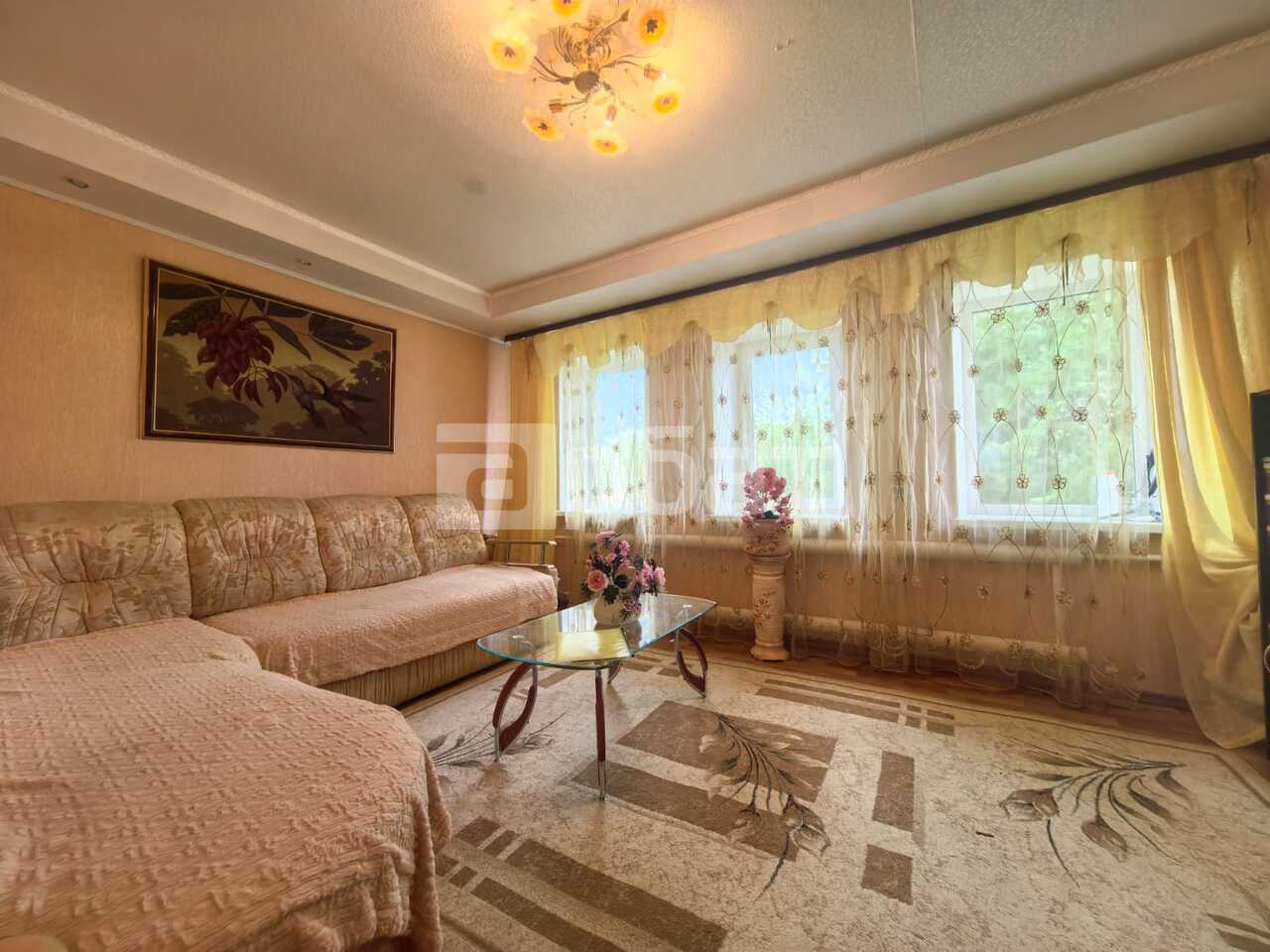 Дом 176 м² 7 сот. уч.