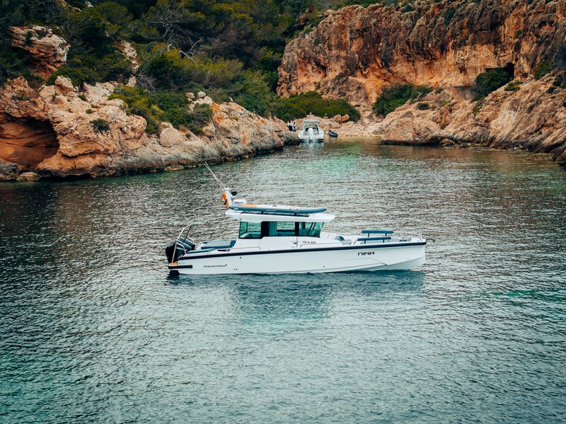 Axopar29_25-Media-26