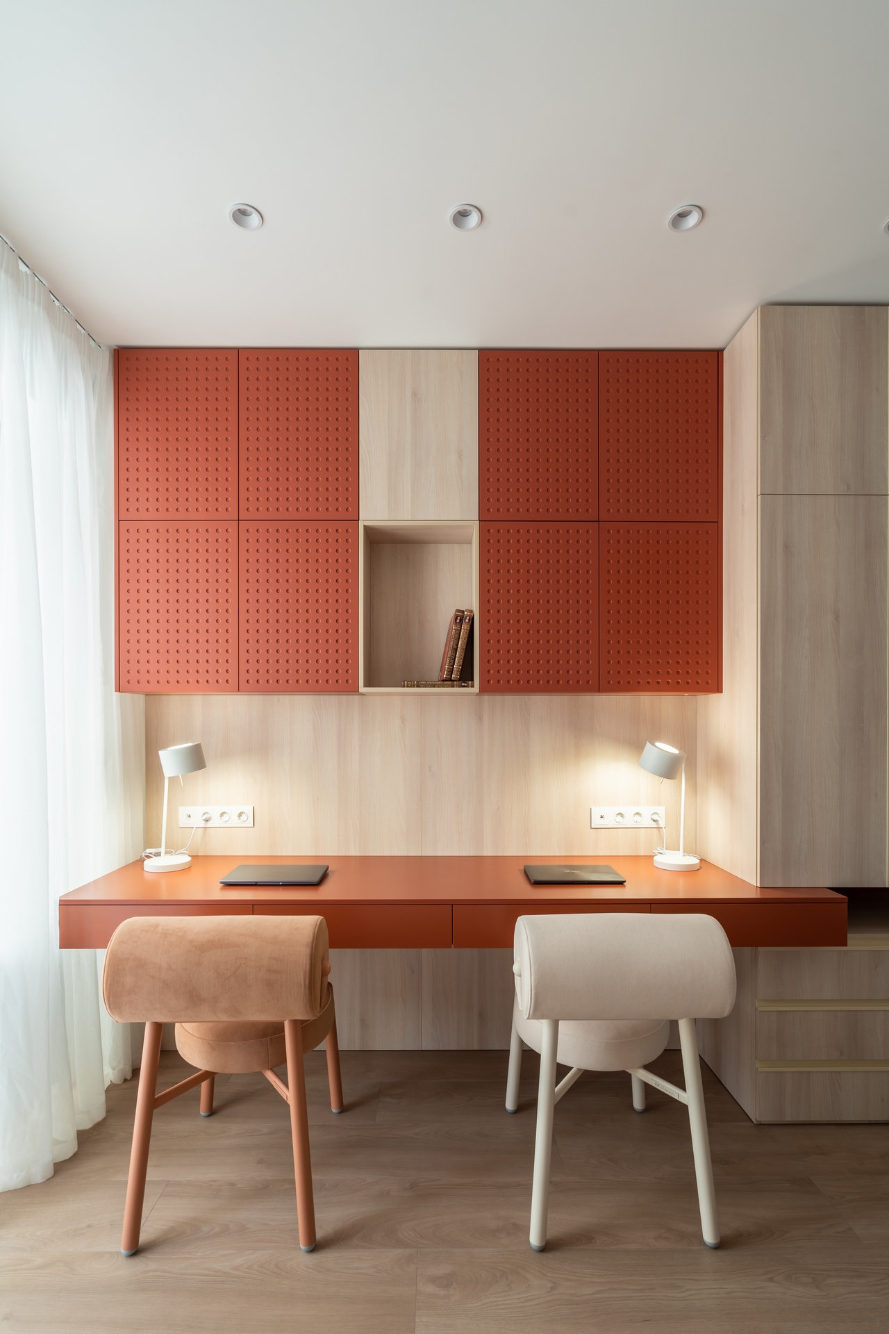 Проект мастер-спальни для двух сестер с освещением ARTE Lamp в программе Квартирный вопрос