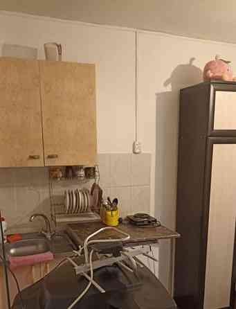 Комната, 18 м2, 1/5 эт. Шахты