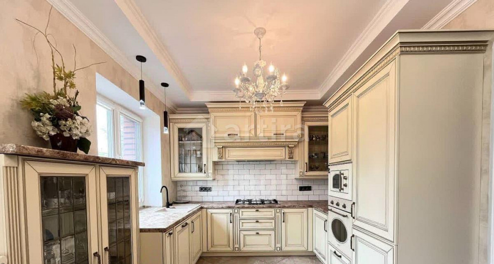 Дом, 290 м2, 6 соток, 3 эт. Уфа - изображение 7