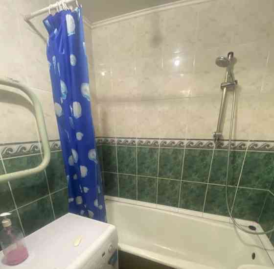 Комната, 72 м2, 2/10 эт. Красноярск