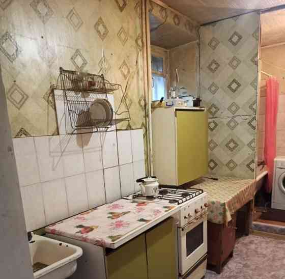 Комната, 92 м2, 2/2 эт. Саратов