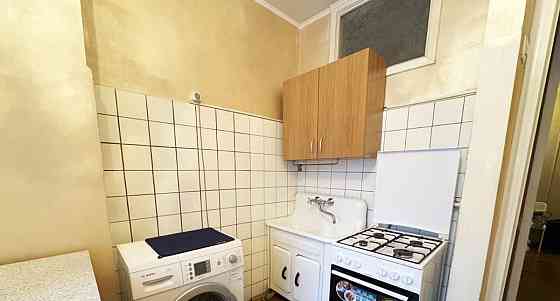 Комната, 12 м2, 3/9 эт. Москва